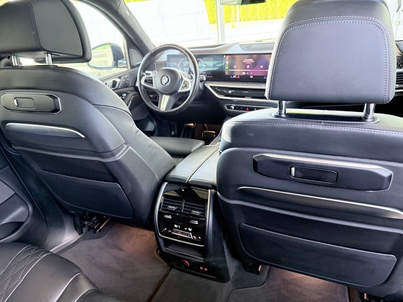 bmw-x7-3