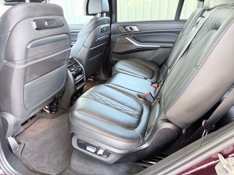 bmw-x7-6
